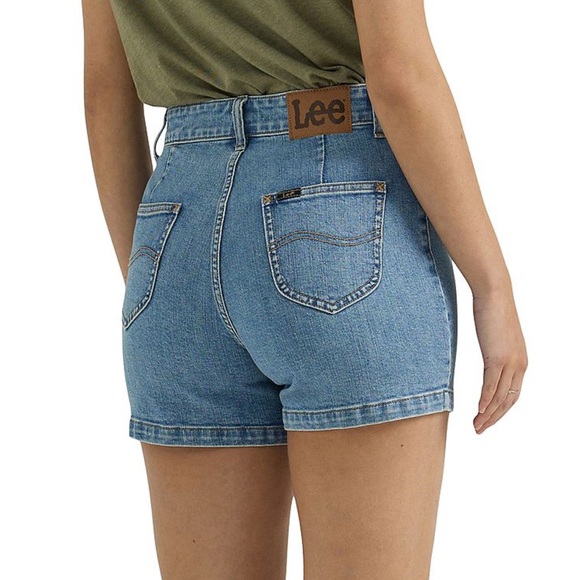 Lee Women's Legendary Style Blue Denim Shorts - Picture 2 of 2